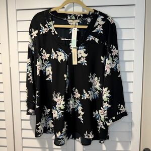 41‎ Hawthorn Chilwell Lattice Detail Blouse Black
